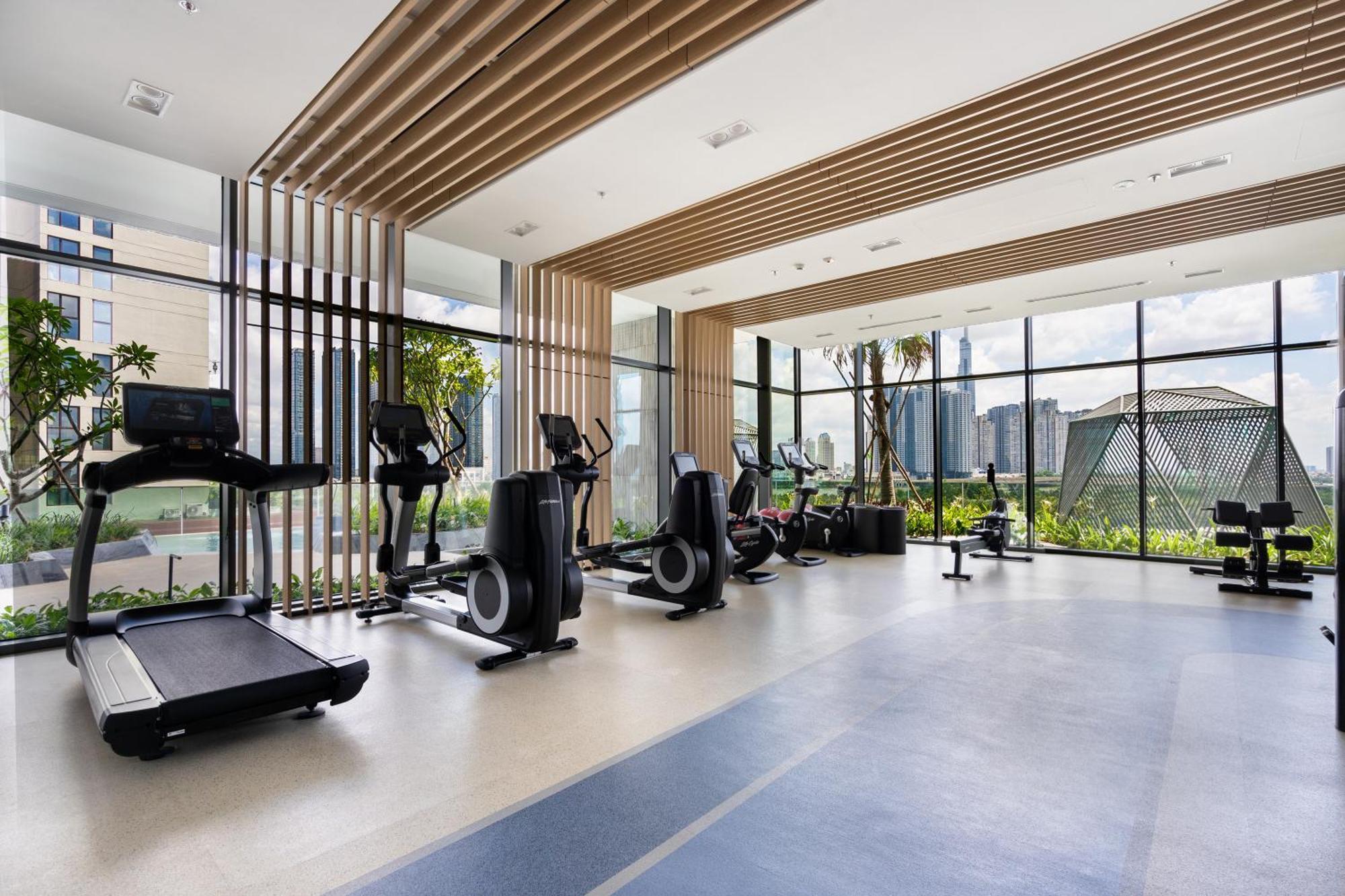 The Metropole -Complex "Opera, Crest, Galleria " -Free Pool-Gym-Sauna Room-Yoga Room Ho Şi Min Exterior foto