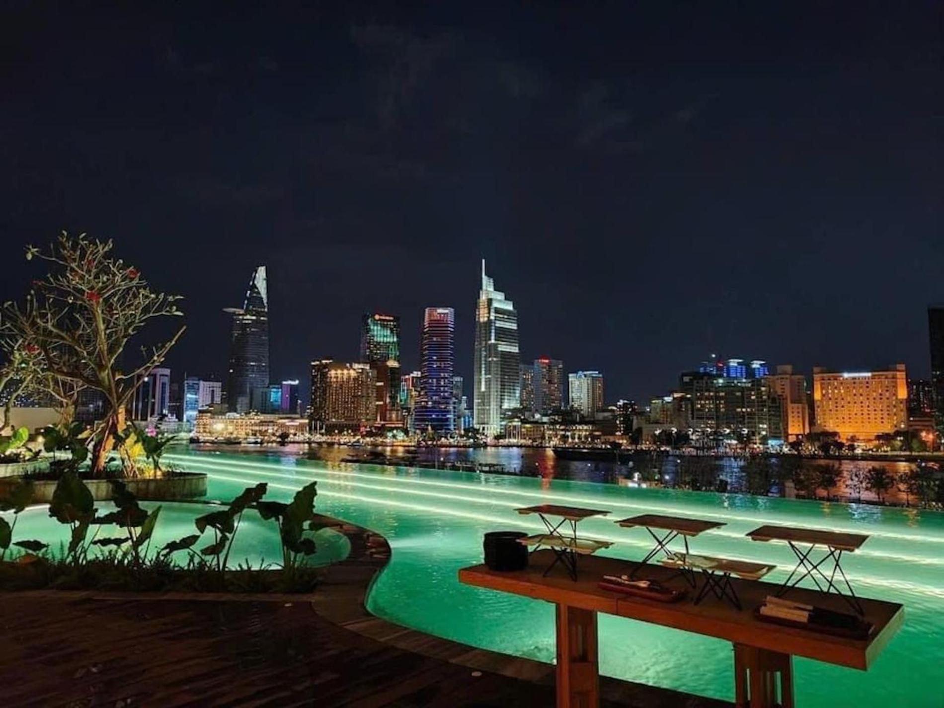 The Metropole -Complex "Opera, Crest, Galleria " -Free Pool-Gym-Sauna Room-Yoga Room Ho Şi Min Exterior foto