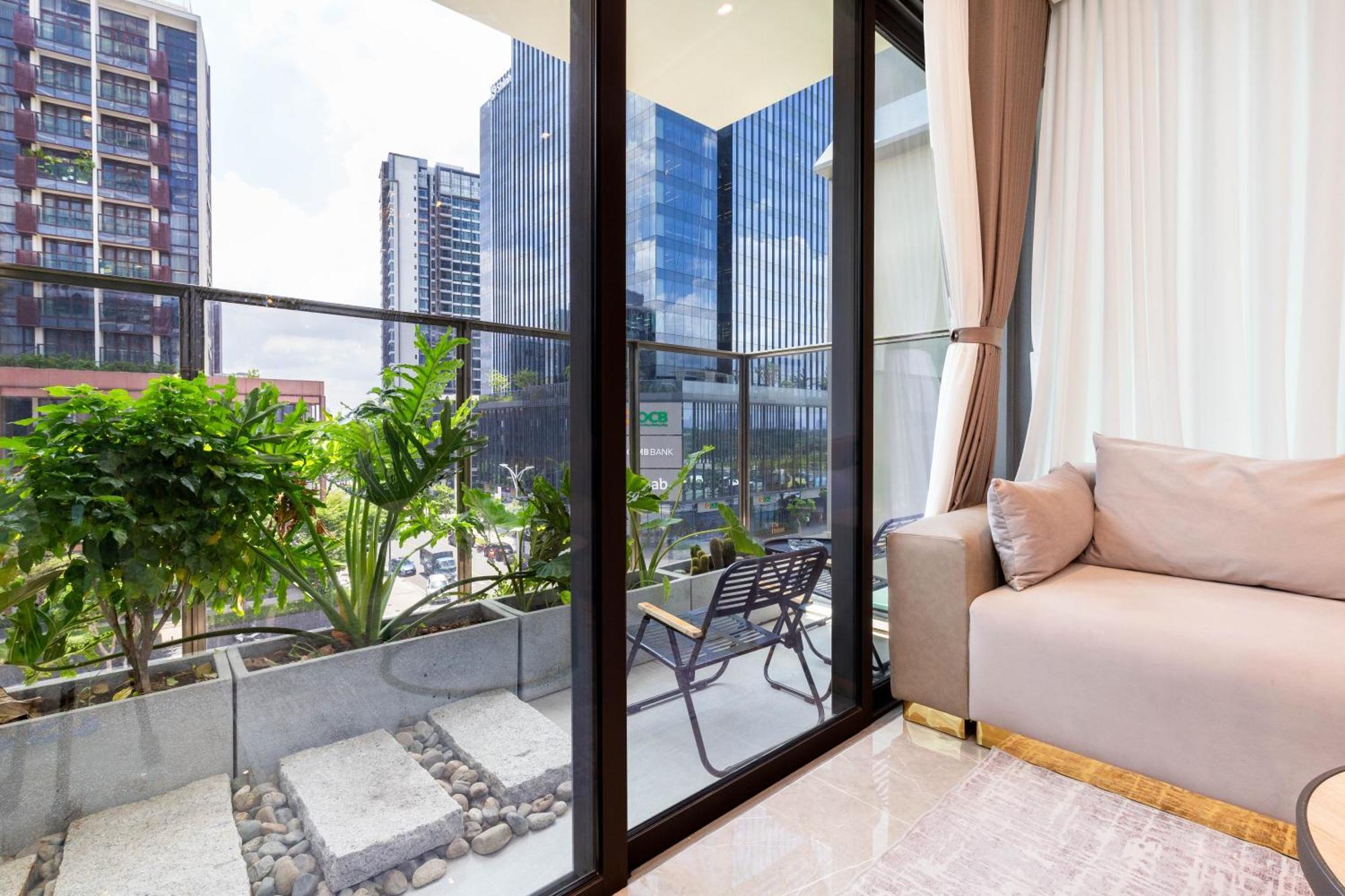 The Metropole -Complex "Opera, Crest, Galleria " -Free Pool-Gym-Sauna Room-Yoga Room Ho Şi Min Exterior foto