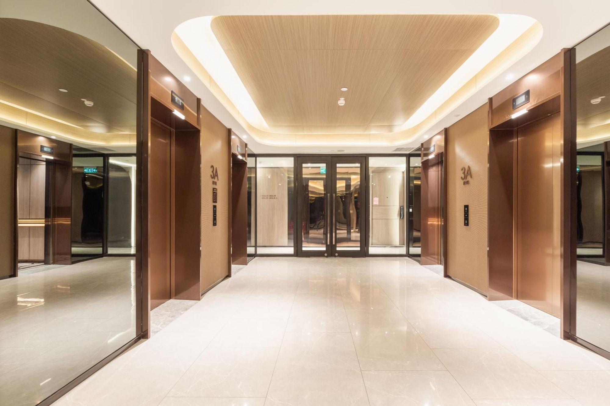 The Metropole -Complex "Opera, Crest, Galleria " -Free Pool-Gym-Sauna Room-Yoga Room Ho Şi Min Exterior foto
